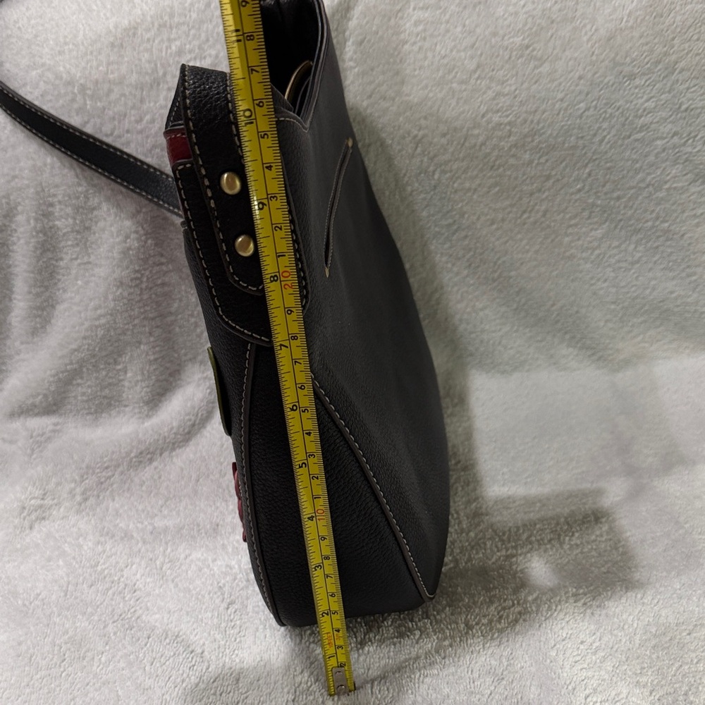 Chala Black Crossbody with Red Floral Applique - Picture 3 of 5